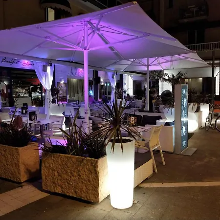 Heron Apartments Lido di Jesolo Exterior foto
